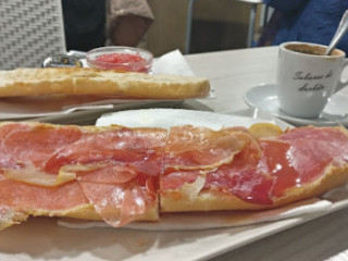 Victorino Café