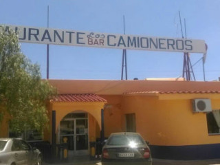 Los Camioneros