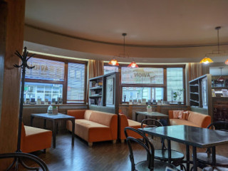 Čítárna A Kavárna Avion