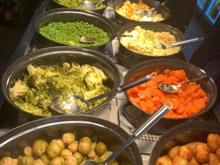 Woodys Cafeteria Carvery