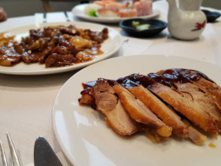 Maria Marieta Happy Food