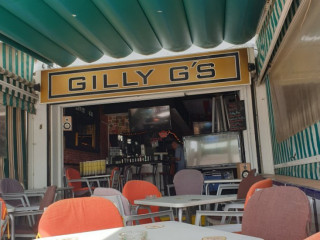 Gilly G's