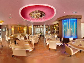 Terraza Buddha Lounge
