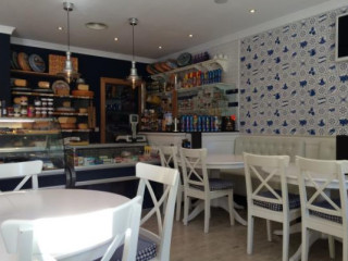 Cafeteria Panaderia La Herefia