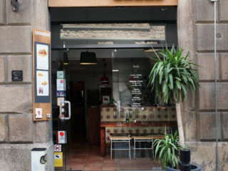 Little Bacoa Hamburguesería En Barcelona