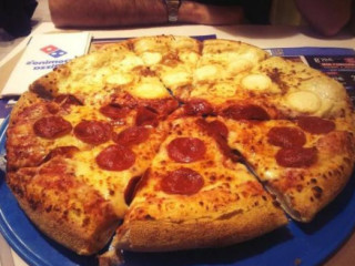 Domino's Pizza Actur