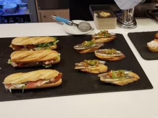 restaurant image