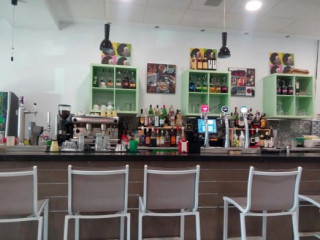 Sylvias Cafe Lounge