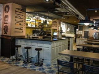 La Pepita Burger Bar A Coruna