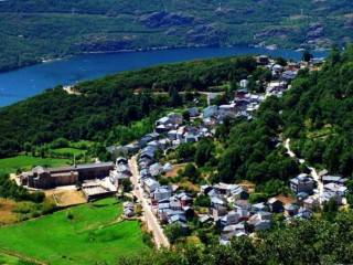 El Balcon Del Lago