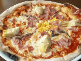 Pizzeria Italiano 222