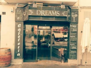 Dreams Cafe