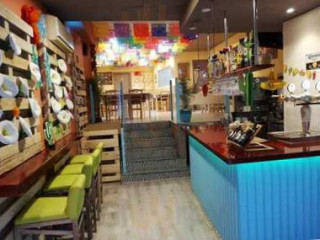 Andale Wey Y Cantina Mexicana.