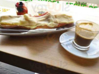 Ameluz Cafe