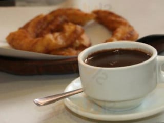 Churrería-cafetería El Tallero