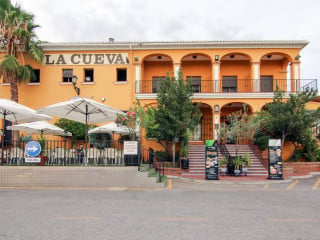 La Cueva De 1900 Ctra. Bailen-motril Km. 122,5