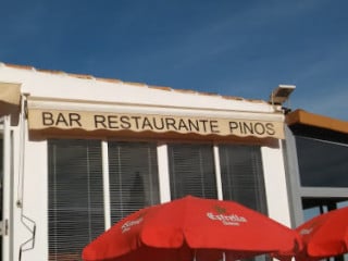 Pinos