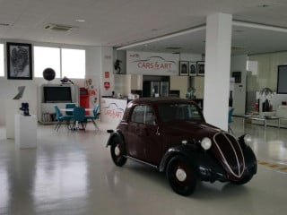 Cars Art Cafe