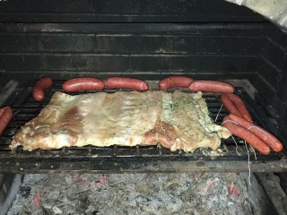 Canarias Y Venezuela. Carne A La Brasa