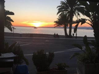 Terraza De Laly Lounge Bar (encima De Restaurante La Bodega)