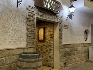 La Taberna De Miguel Huercal De Almeria