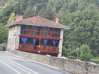 restaurant image
