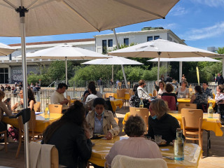 /cafetería Morales Sport