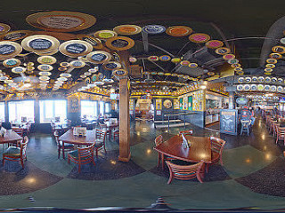 B-crek ClarÀ Bocadillos Ensaladas Y Zumos