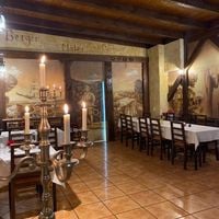La Luna Restaurante Bar